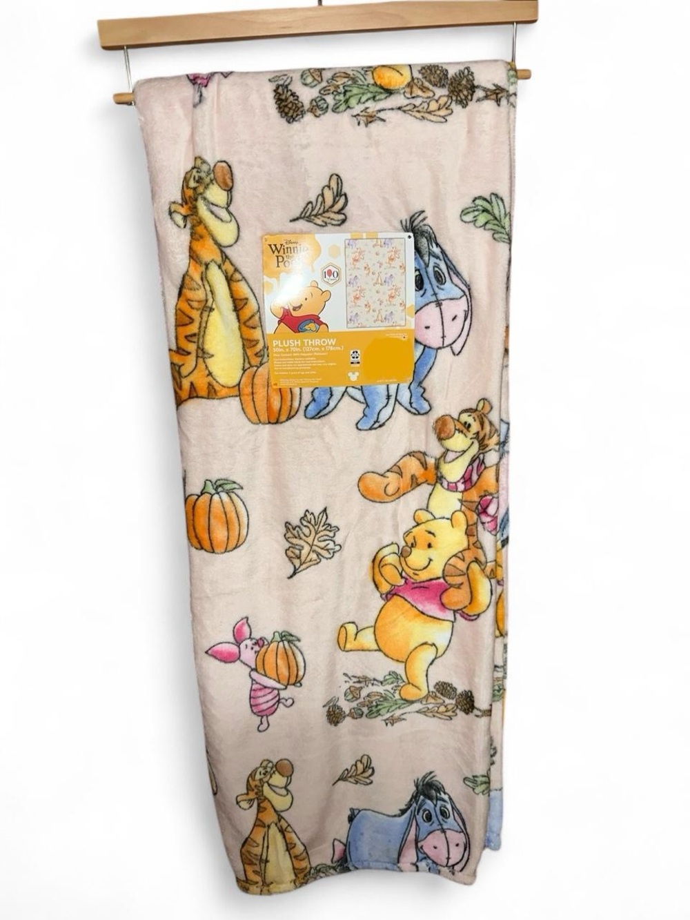 Winnie the Pooh & Friends Fall Plush Throw Blanket